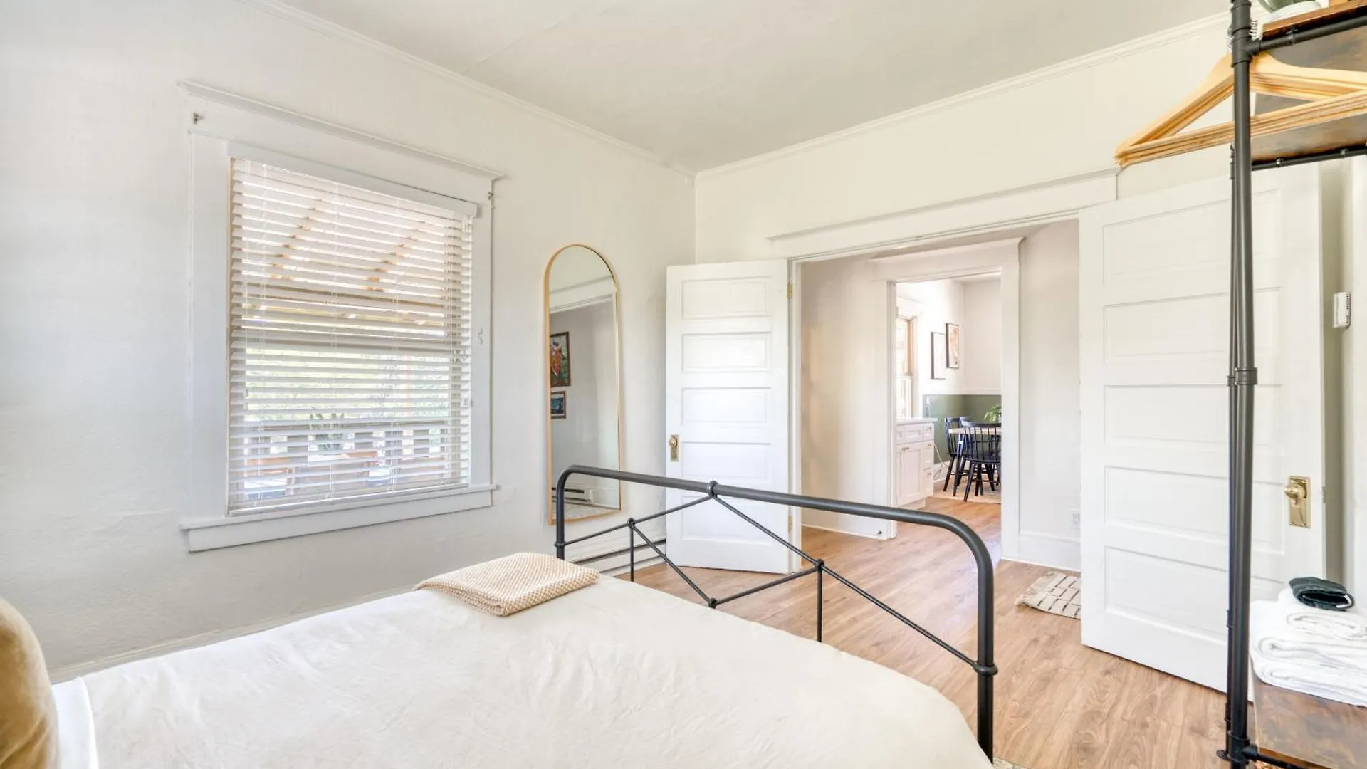 Holiday home Stay Portland Collection - Mt Tabor Retreat - Local Eateries - Shops - Bars